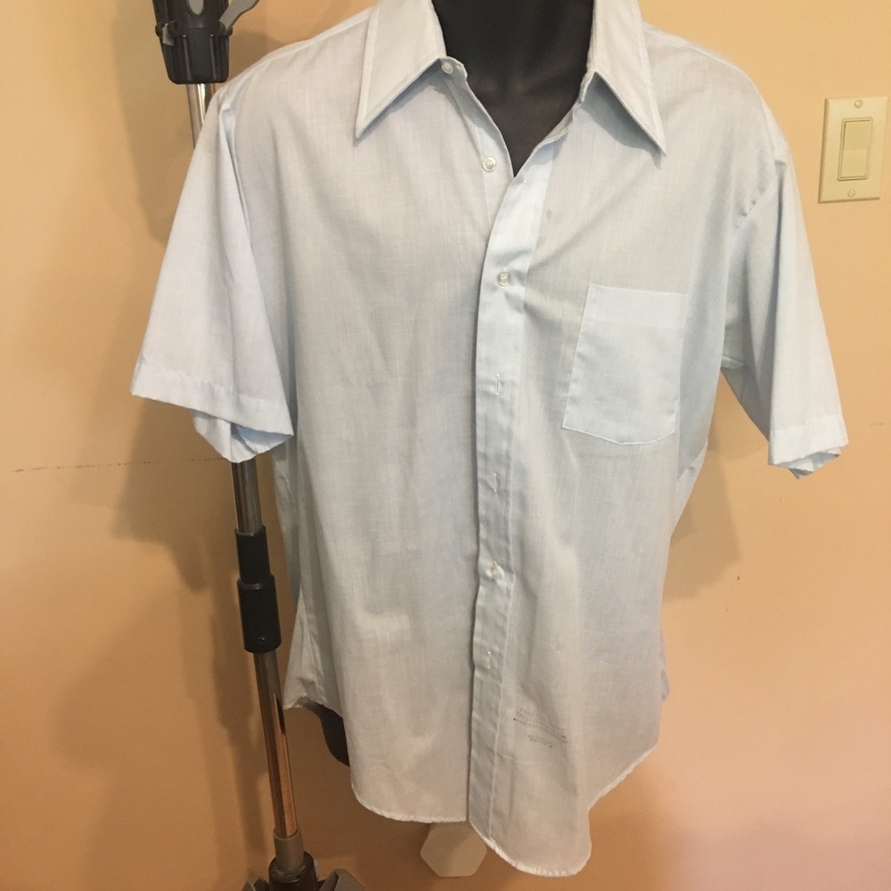 ⛴3/$30⛴ Vintage Men’s Shirt